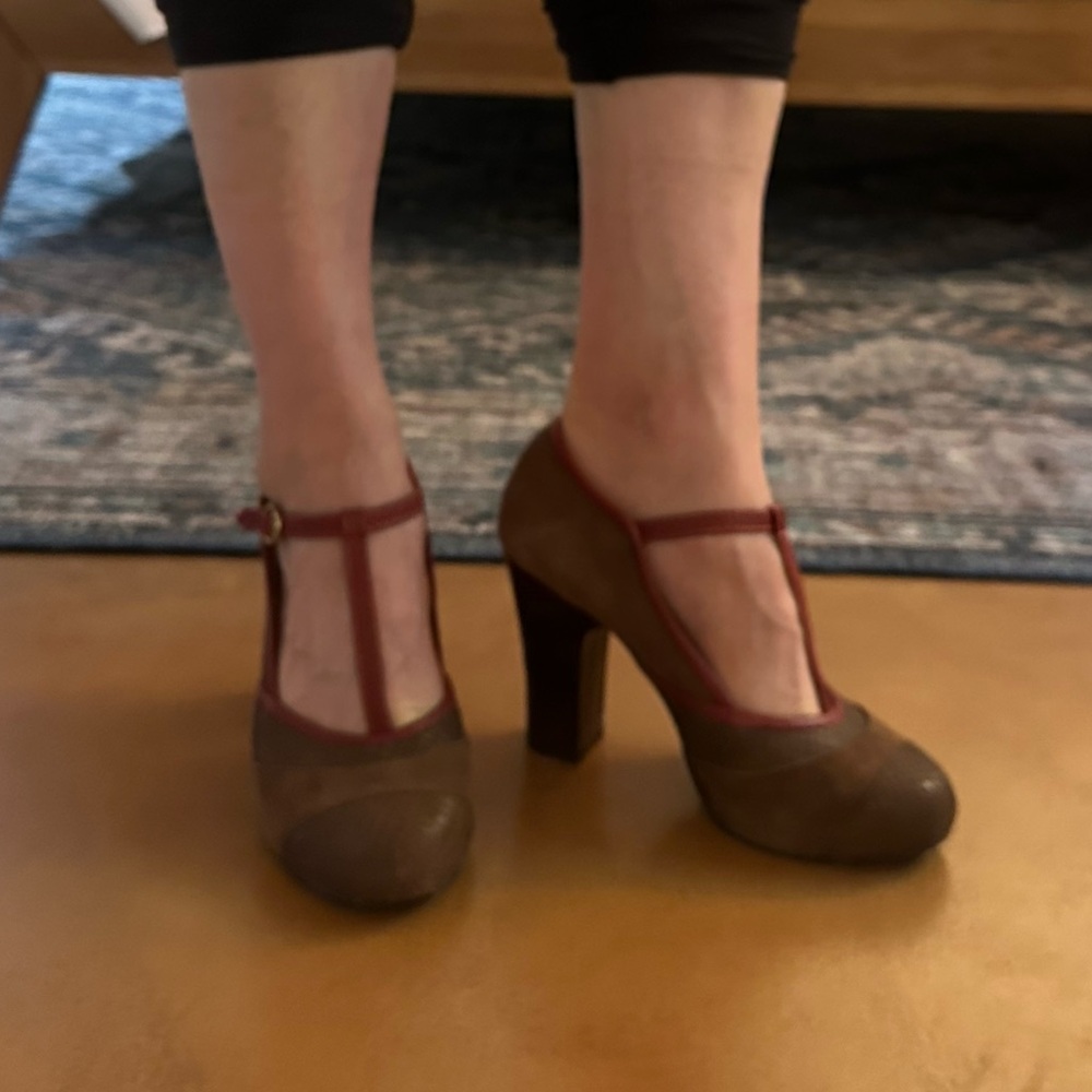 Fossil T-Strap block heels